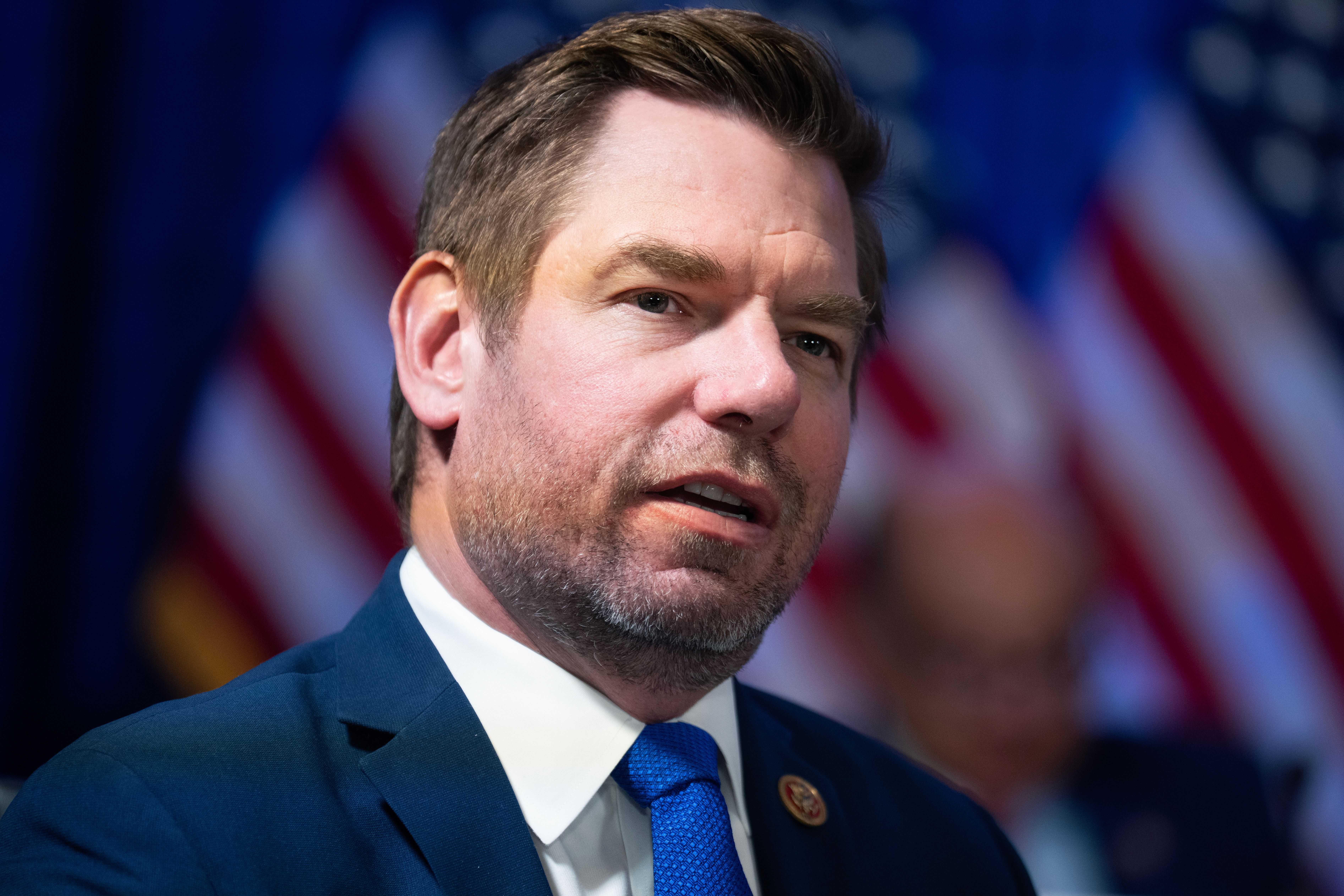 FBI searches Beverly Hills mansion tied to former Rep. Eric Swalwell — Mount Lebanon Community news