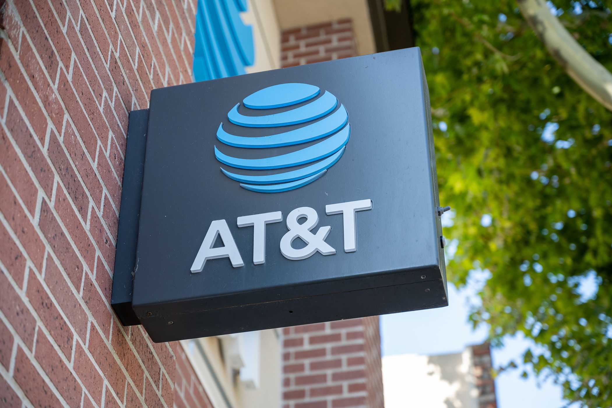 AT&T data breach settlement payments start soon. Consumers who filed could get up to $7,500 — Mount Lebanon Community news